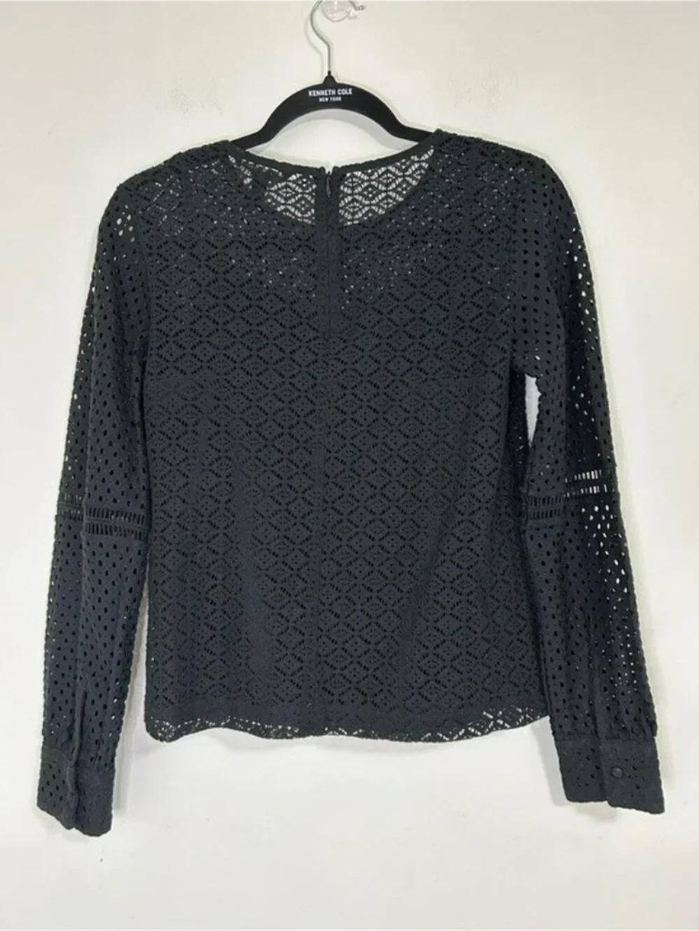 Banana Republic XS Navy Eyelet Lace Blouse & Black Lace Top Bundle Romantic